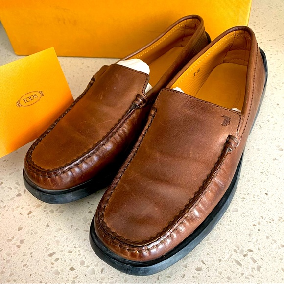 Tod's Shoes - Tod’s women leather upper loafers shoes size 7.5